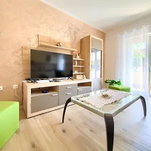 Petra Apartment